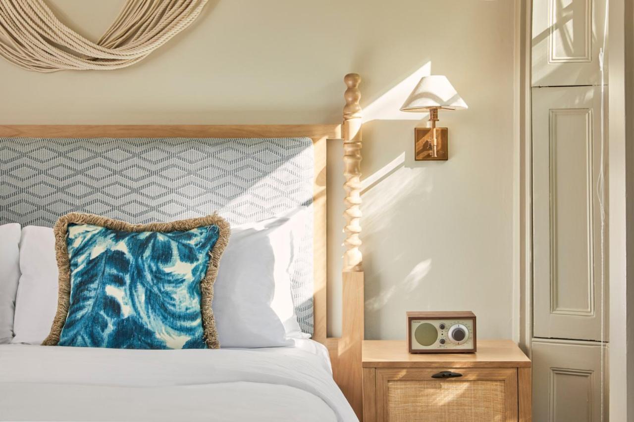 Faraway Nantucket